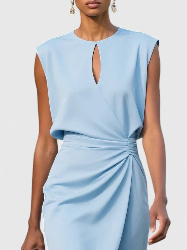Abito Mini Raffinato con Silhouette Elegante
