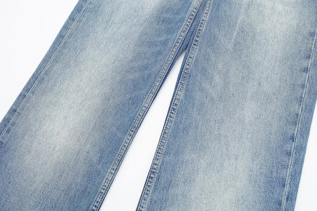 Jeans clásicos y elegantes de mujer de tiro medio con pierna recta y cordones