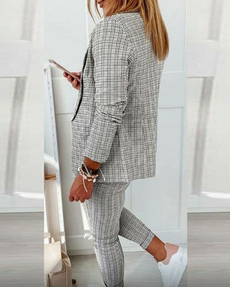 Plaid Blazer and Slim Pants Suit Set