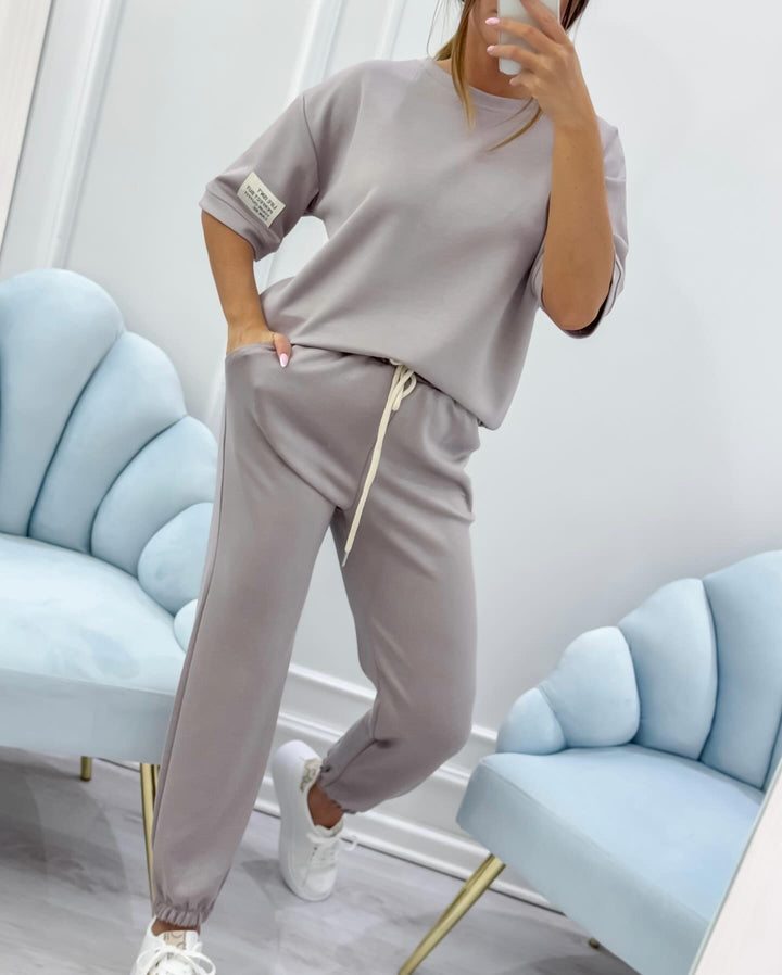 Conjunto casual de manga corta a juego