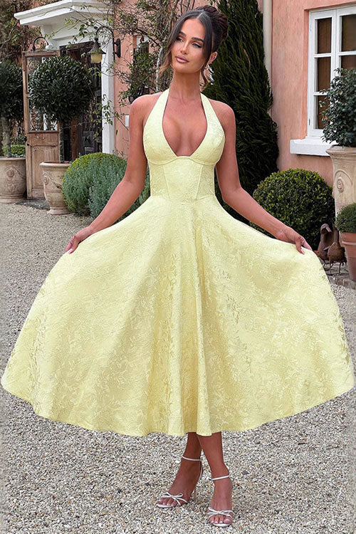 Vestido largo jacquard con escote en V y cuello halter