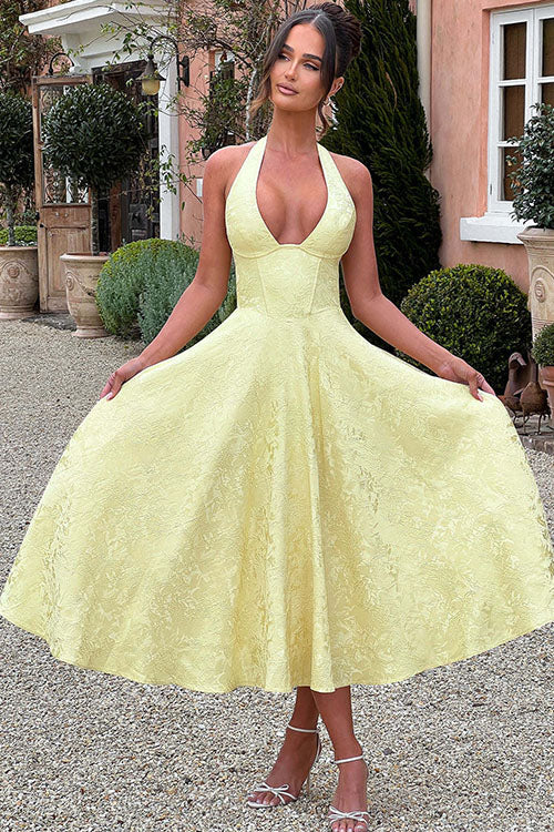 Vestido largo jacquard con escote en V y cuello halter