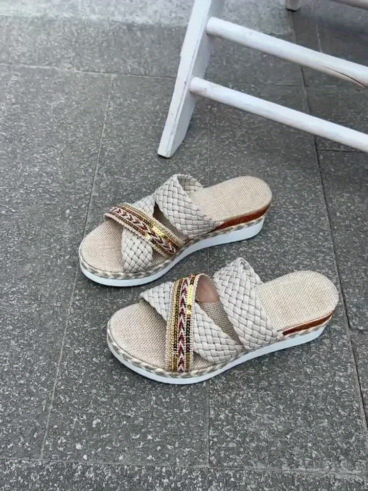 Sandalias cómodas tejidas sin cierre