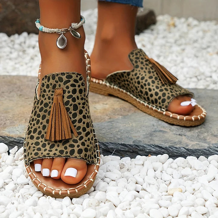 Sandalias ortopédicas planas y cómodas