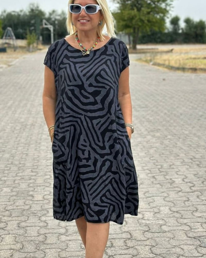 Vestido de verano con cuello redondo