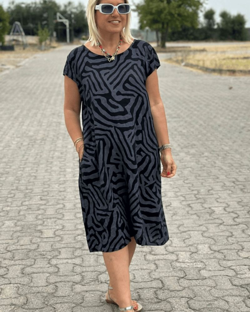 Vestido de verano con cuello redondo