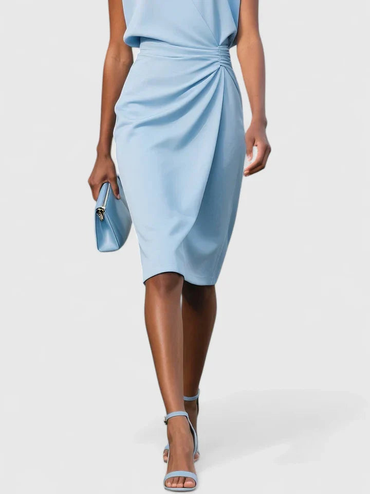 Abito Mini Raffinato con Silhouette Elegante
