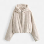 Cappotto Donna con Cappuccio in Pelliccia Sintetica – Comfort Invernale di Lusso