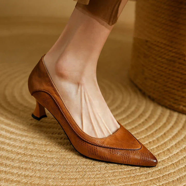 Zapatos de tacón bajo tipo kitten slip-on