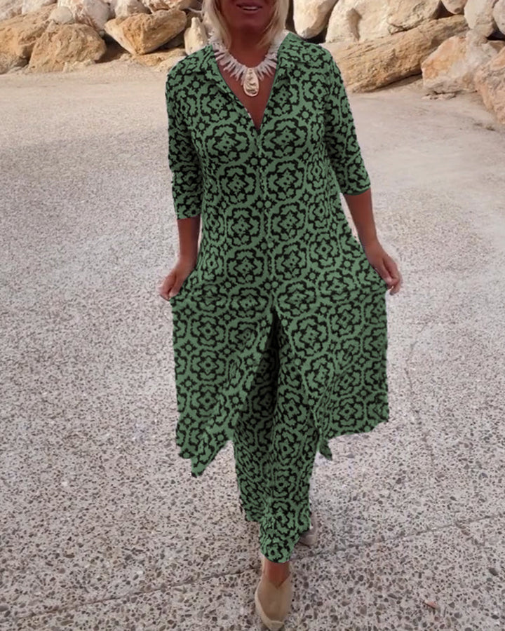 Conjunto de blusa estampada y pantalones
