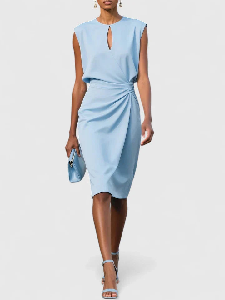 Abito Mini Raffinato con Silhouette Elegante