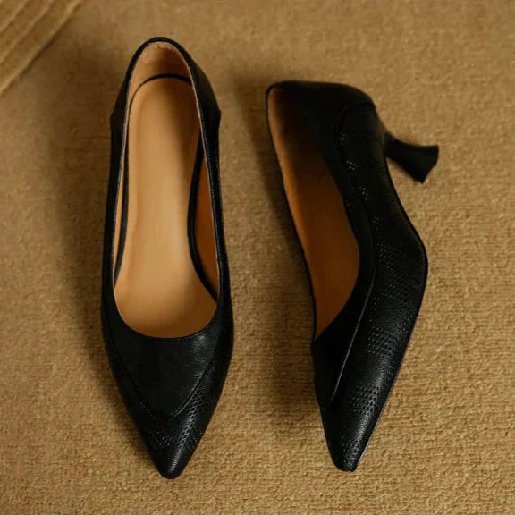 Zapatos de tacón bajo tipo kitten slip-on