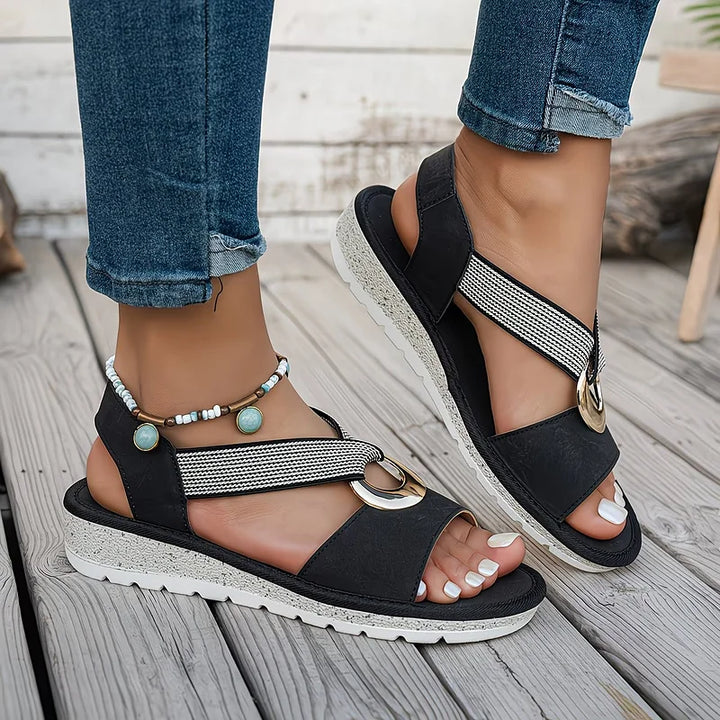 Flat Sandals with Metal Buckle