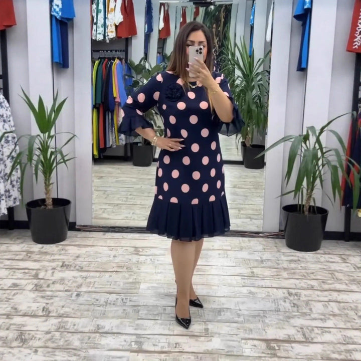 Vestido midi plisado con lunares