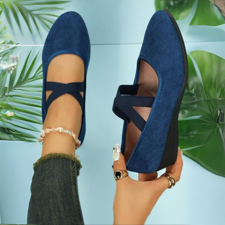 Zapatos de bailarina cerrados con cuña
