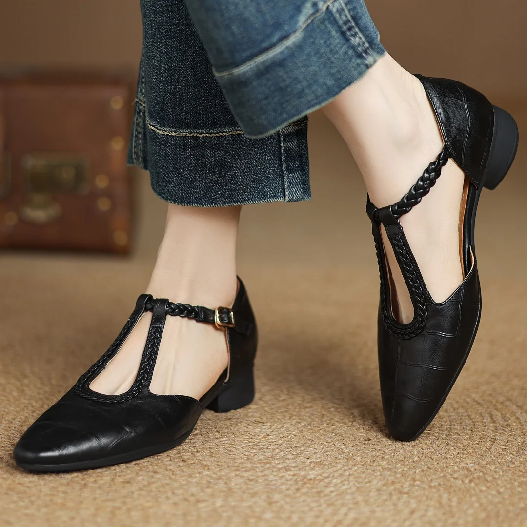 Pointed Toe Mary Jane Flats