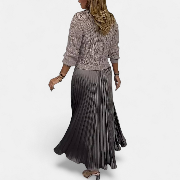 Vestido maxi plisado de suéter