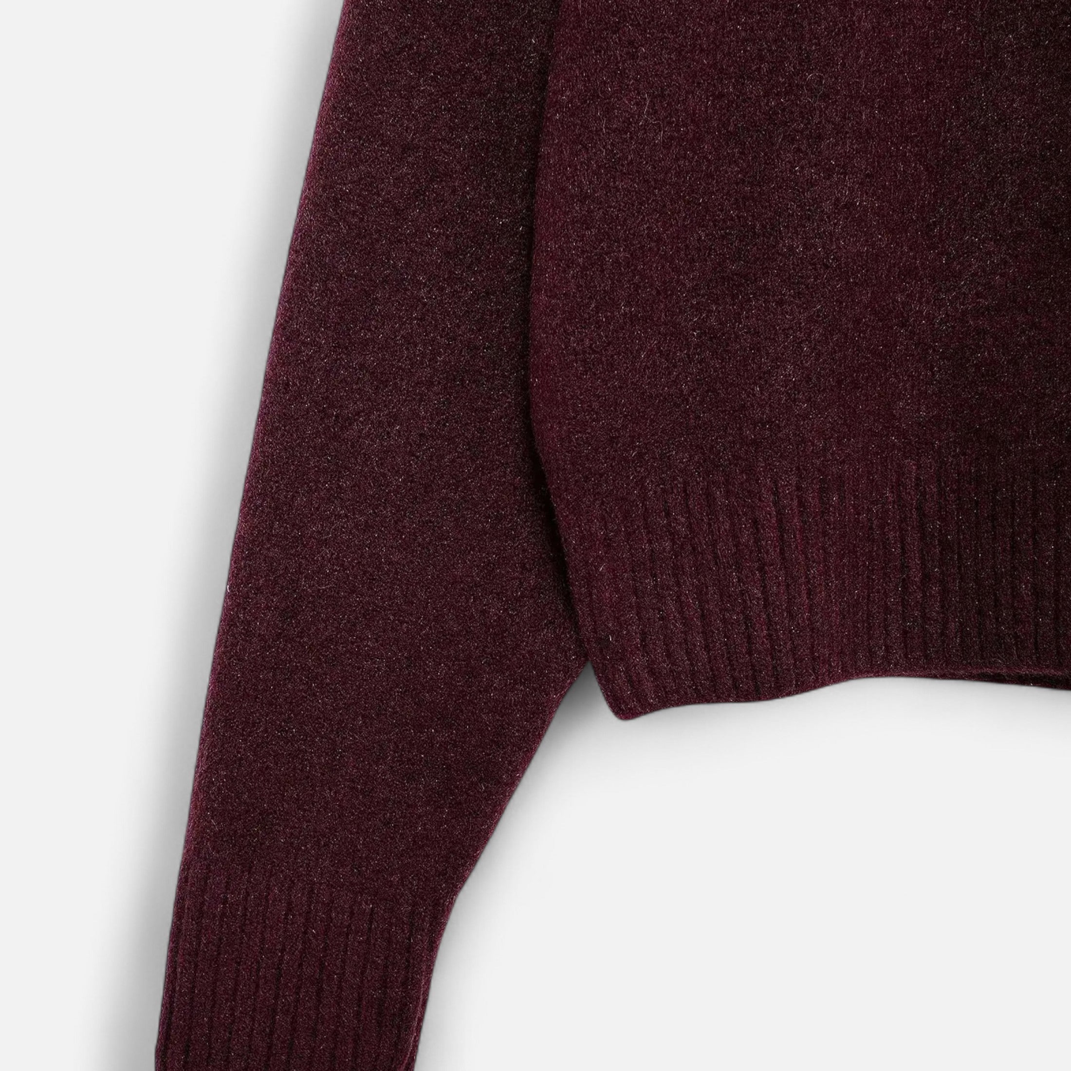Maglione Vintage da Donna con Collo Alto – Calore Classico Invernale