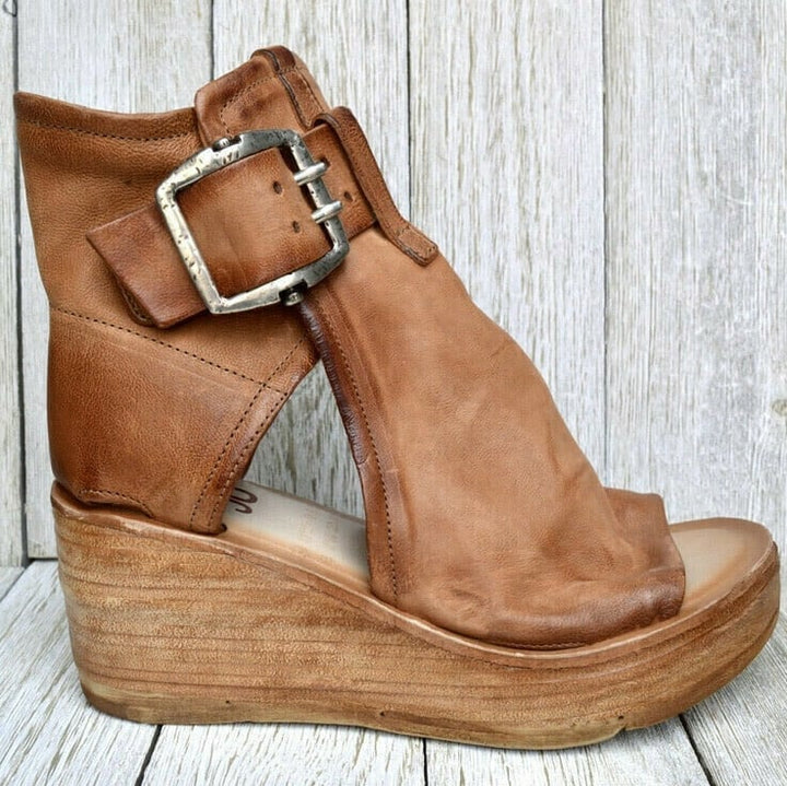 Sandalias de cuña con hebilla bohemias