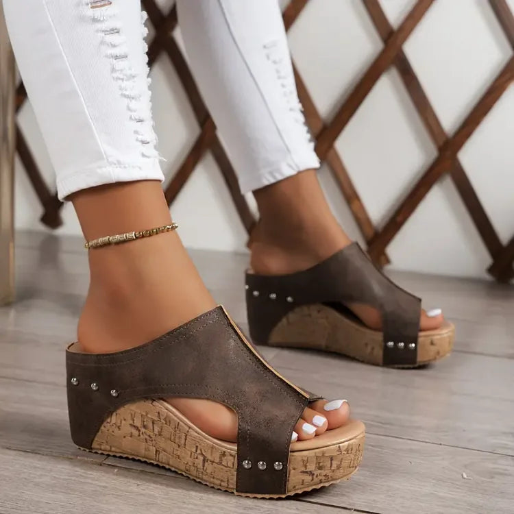 Orthopedic Cushioned Sandals with Soft Footbed