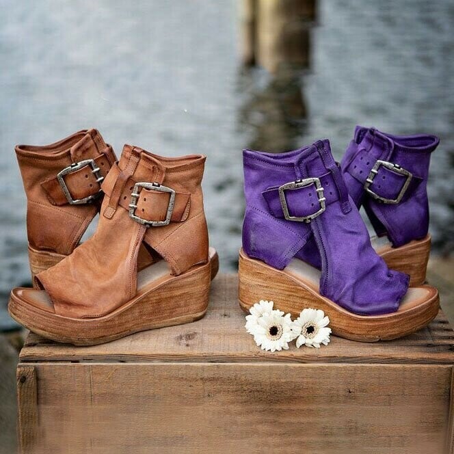 Sandalias de cuña con hebilla bohemias