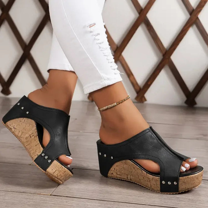 Orthopedic Cushioned Sandals with Soft Footbed