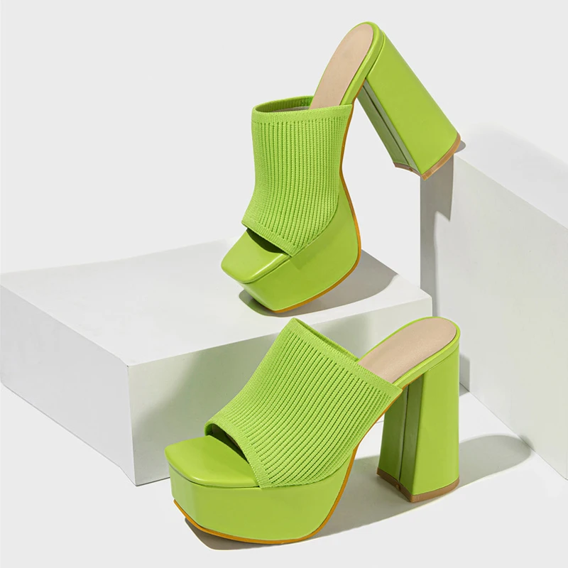 Sandalias de plataforma casual elevadas