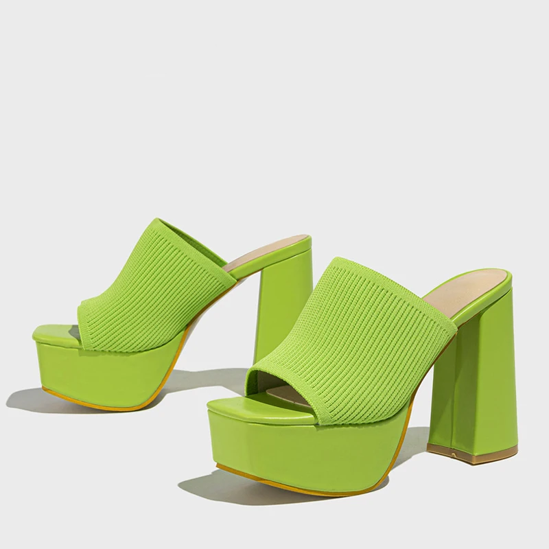 Sandalias de plataforma casual elevadas