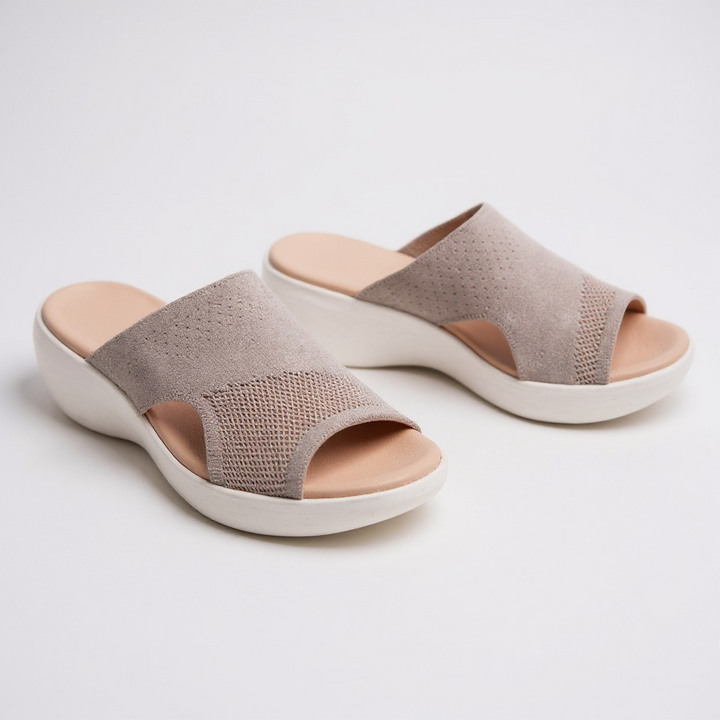 Sandalias cómodas con correa ortopédica