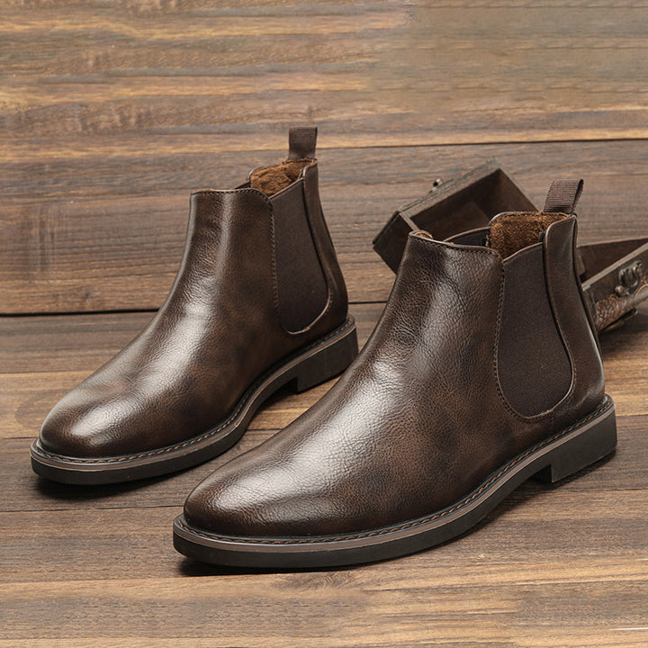 Men’s Sleek Versatile Chelsea Boots for Outdoor Use