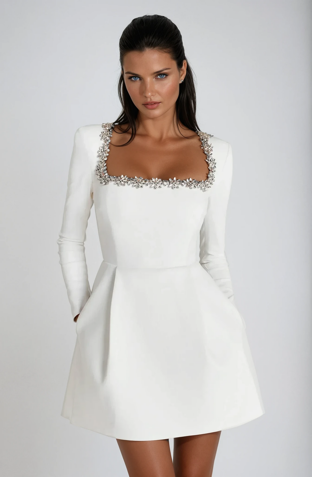 Vestido Mini para Ocasiones Sofisticadas con Drapeado Elegante