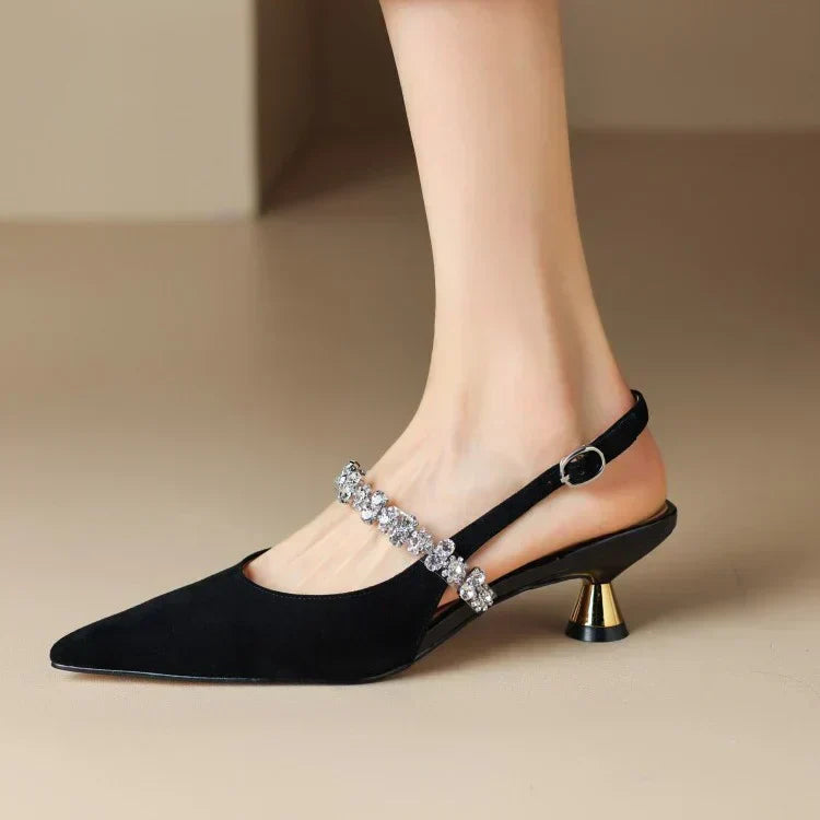 Décolleté slingback con cinturino di cristallo