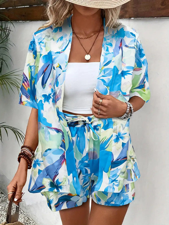 Conjunto de Kimono Floral con Cárdigan y Shorts