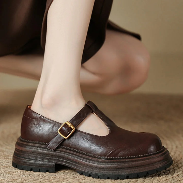 Sandalias de tacón Mary Jane con tira en T y diseño Brogue