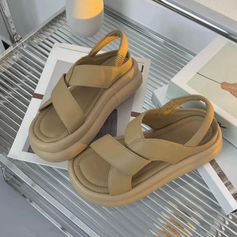Sandalias ortopédicas con cuña de soporte para el arco