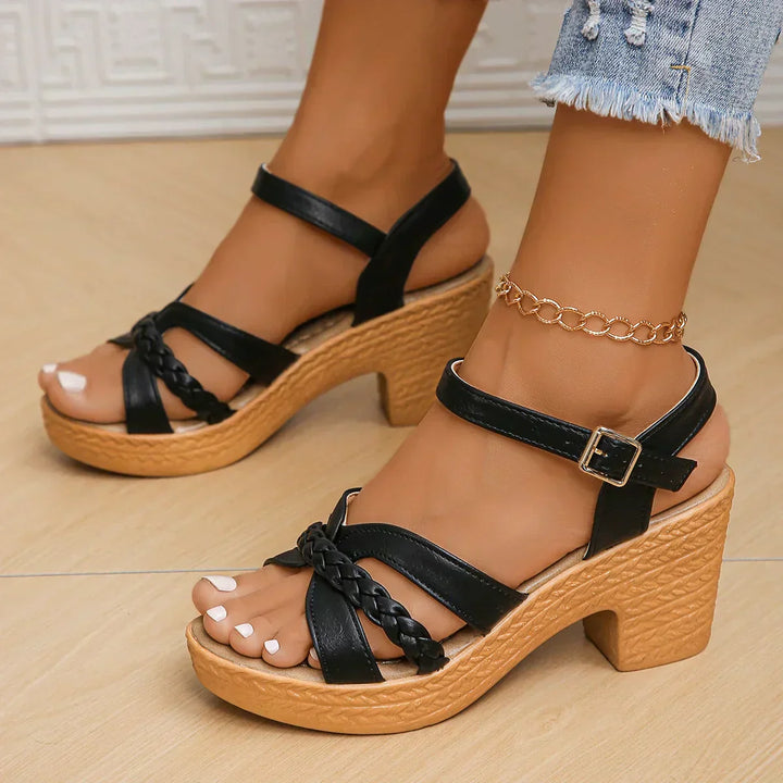 Sandalias ligeras ajustables y cómodas
