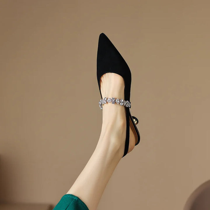 Décolleté slingback con cinturino di cristallo
