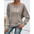 Maglione minimalista con scollo rotondo a pezzi