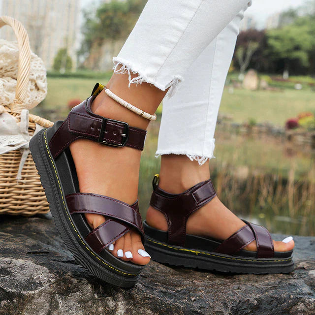 Sandalias de verano ajustables