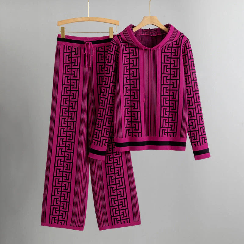 Conjunto cómodo de sudadera con capucha y pantalones