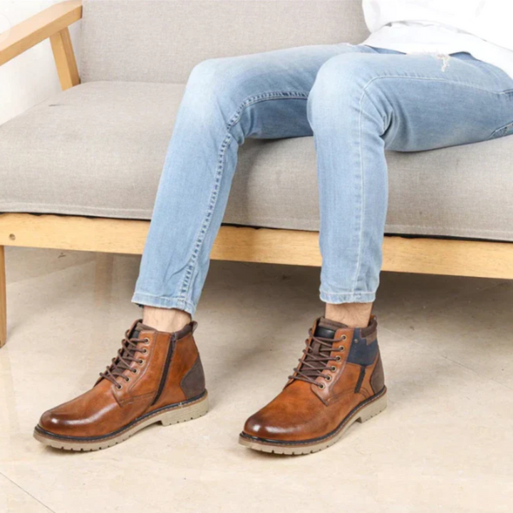 Stylish Men's lace-up hiking boots with cushioned insole