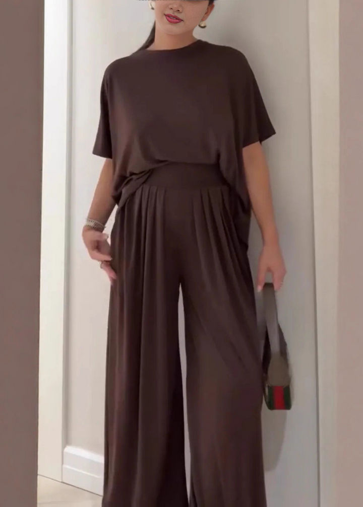 Conjunto de pantalones anchos y holgados