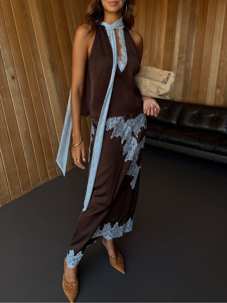 Conjunto de Top y Falda con Detalle de Encaje