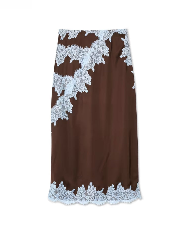 Conjunto de Top y Falda con Detalle de Encaje