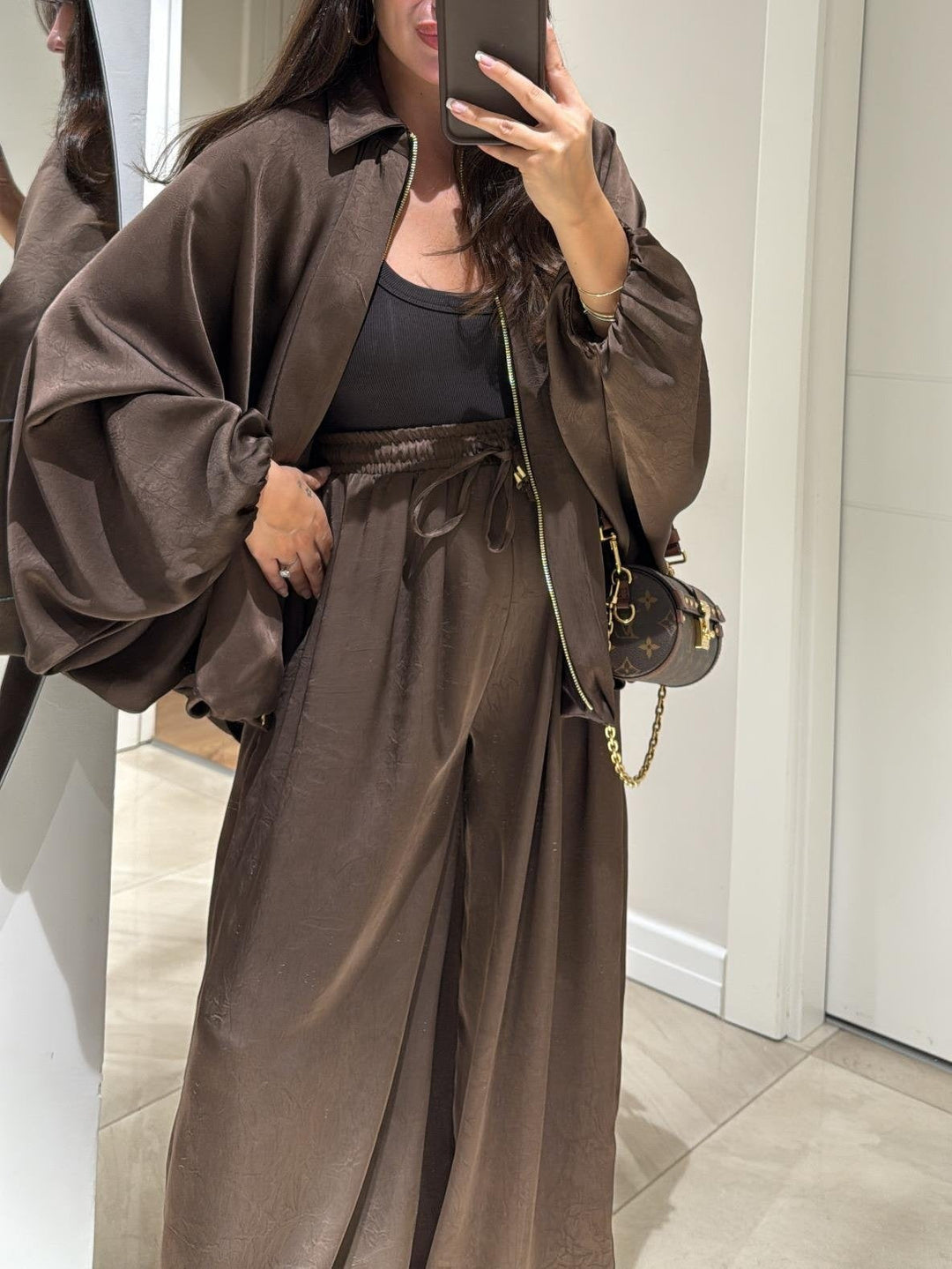 Conjunto de chaqueta casual y pantalón con cordón