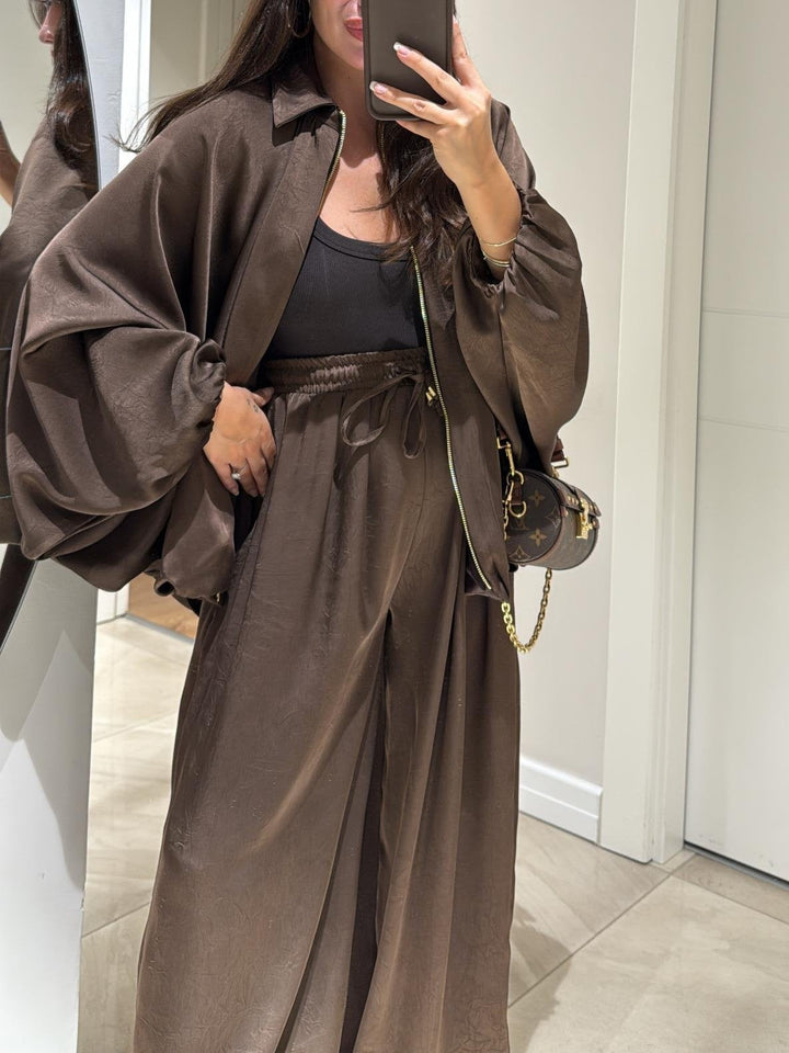 Conjunto de chaqueta casual y pantalón con cordón