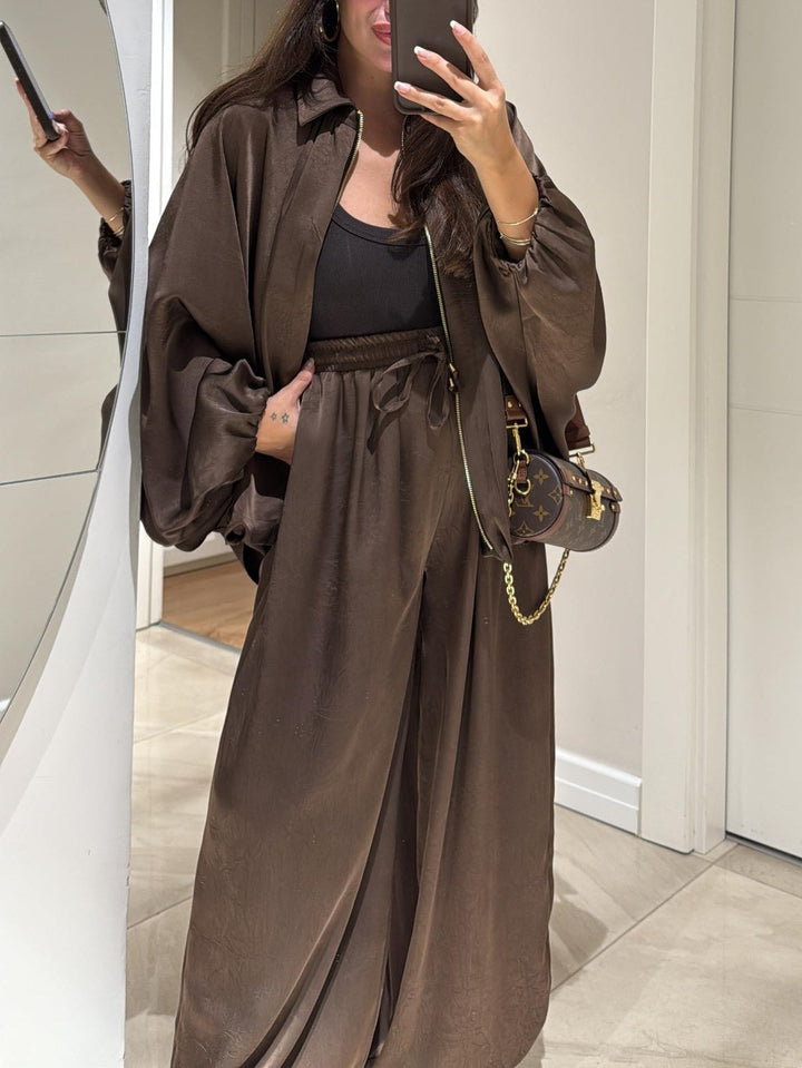 Conjunto de chaqueta casual y pantalón con cordón