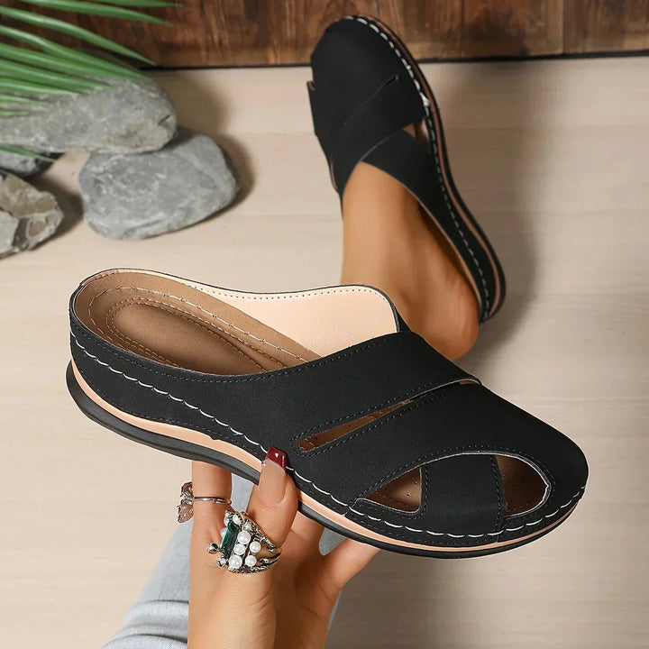Sandalias de cuña con plataforma elevada