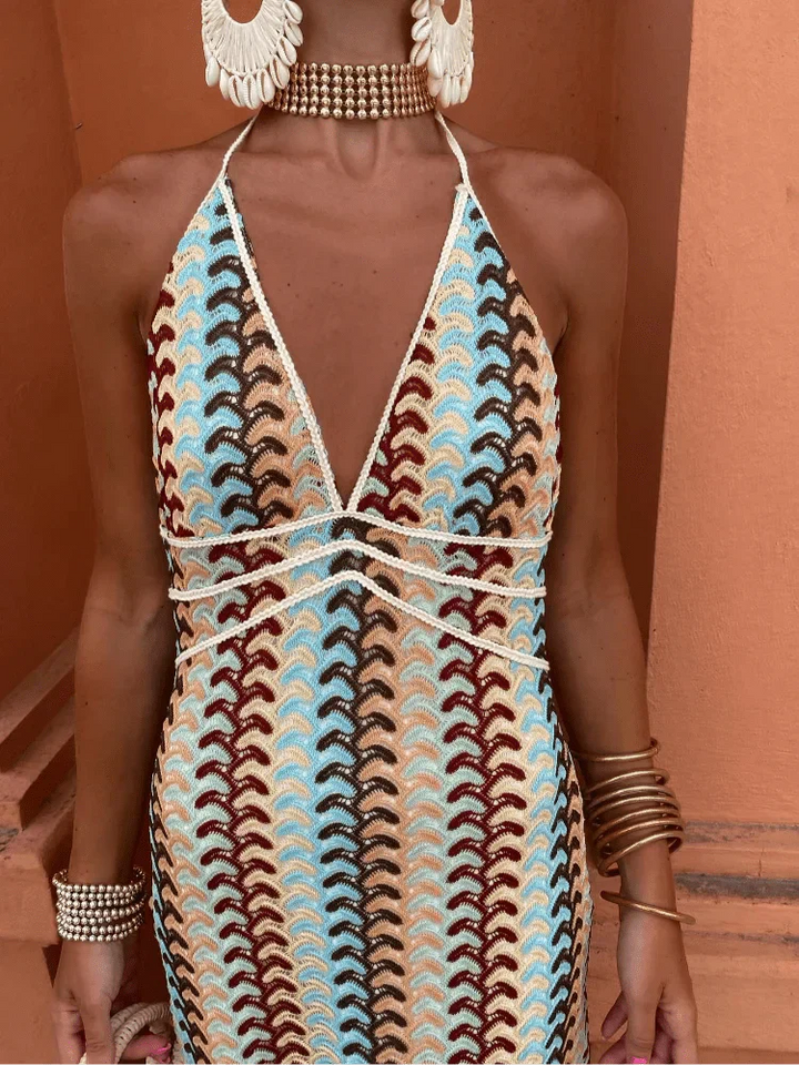 Vestido largo elegante para invitada de boda con estructura suave