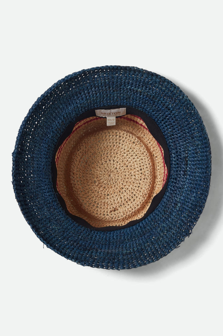 Sombrero de paja tipo cubo